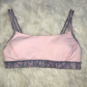 Lululemon sports bra